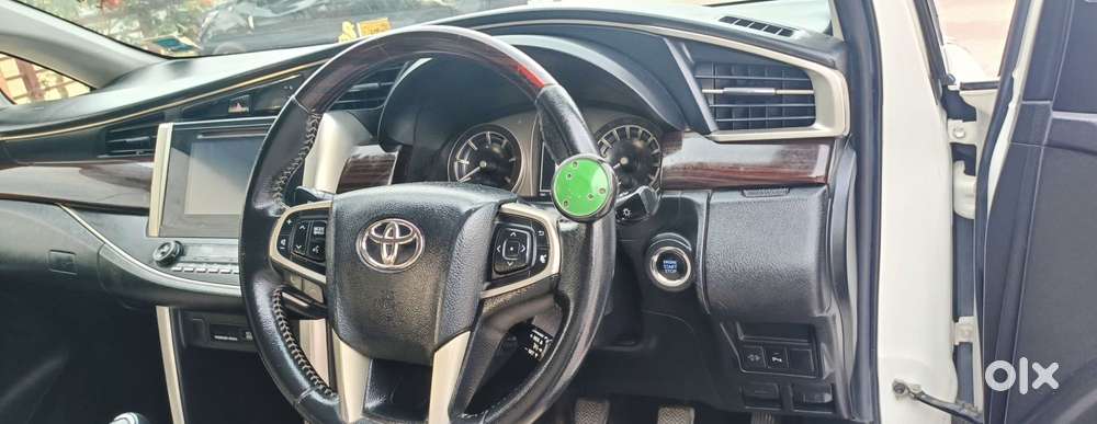 Toyota Innova Crysta 2.4 V 8 Str, 2020, Diesel