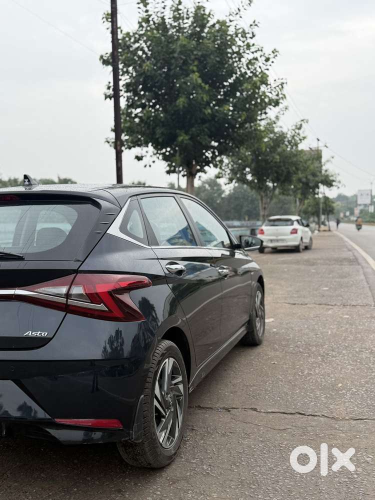 Hyundai I20 Asta (o) 1.0 Turbo Dct, 2023, Petrol