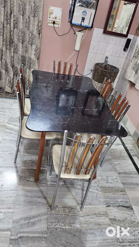 Dining table