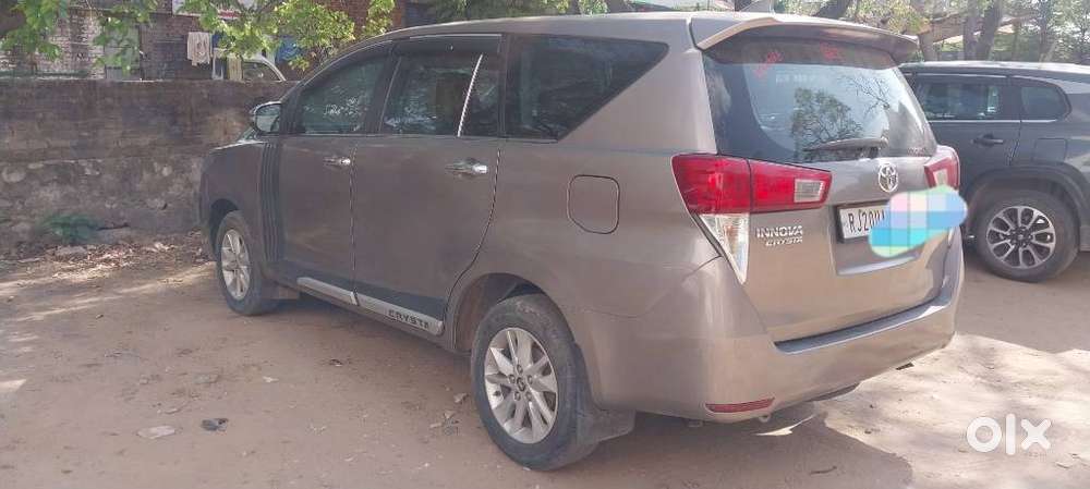 Toyota Innova Crysta 2.8z Automatic, 2017, Diesel