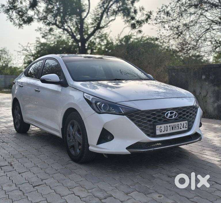 Hyundai Verna 1.5 Sx Diesel At, 2022, Diesel