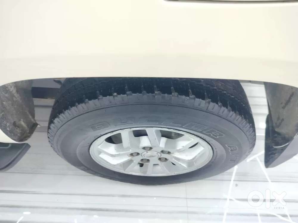 Mahindra Tuv 300 Mhawk100 T8, 2016, Diesel