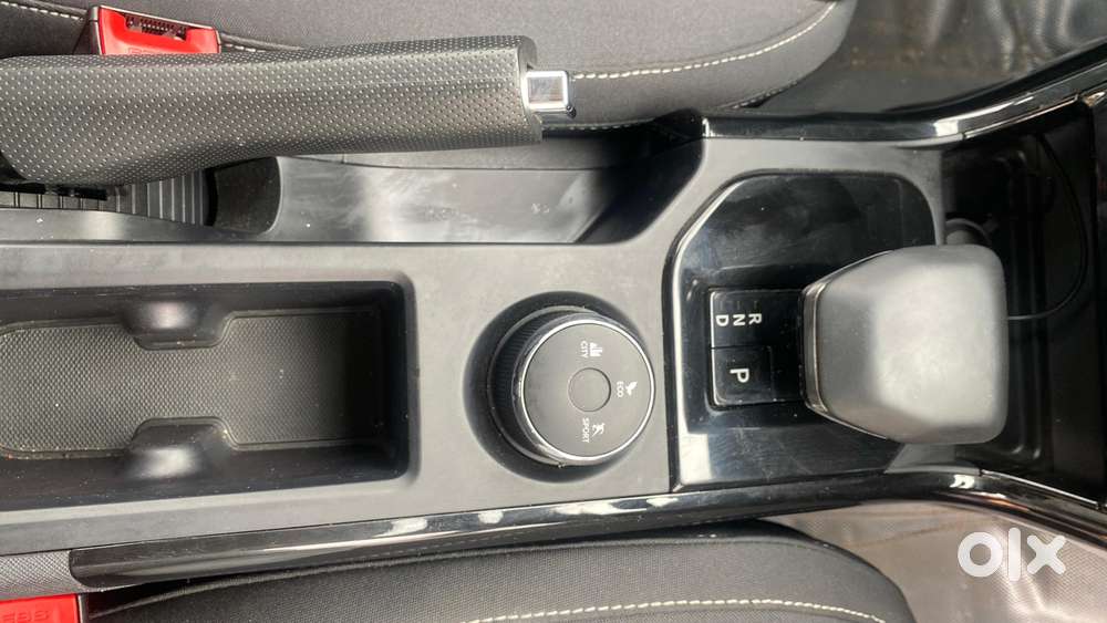 Tata Nexon Creative 1.2 Revotron Petrol 6 Amt Dt, 2023, Petrol