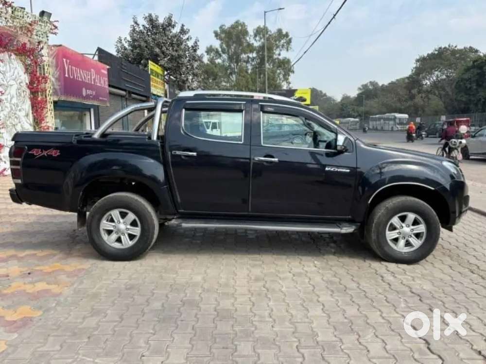 Isuzu D-max V-cross 2017