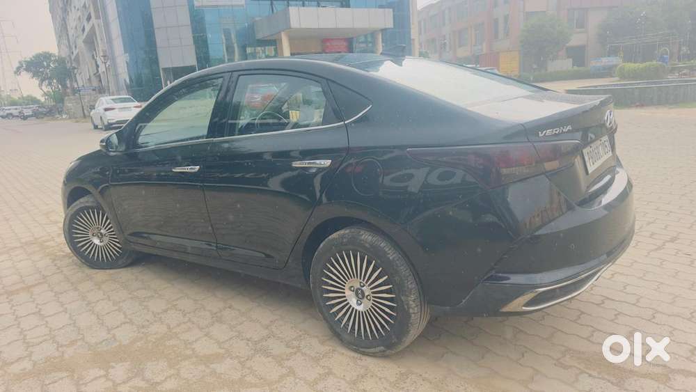 Hyundai Verna 1.5 Sx Petrol Mt, 2022, Petrol