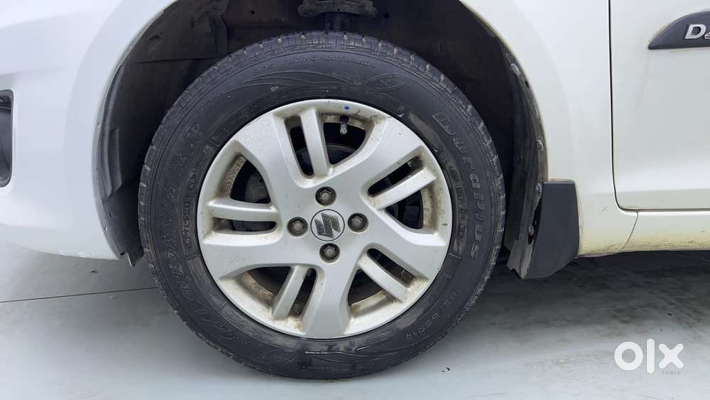 Maruti Suzuki Swift Dzire 1.2 Zxi, 2015, Petrol