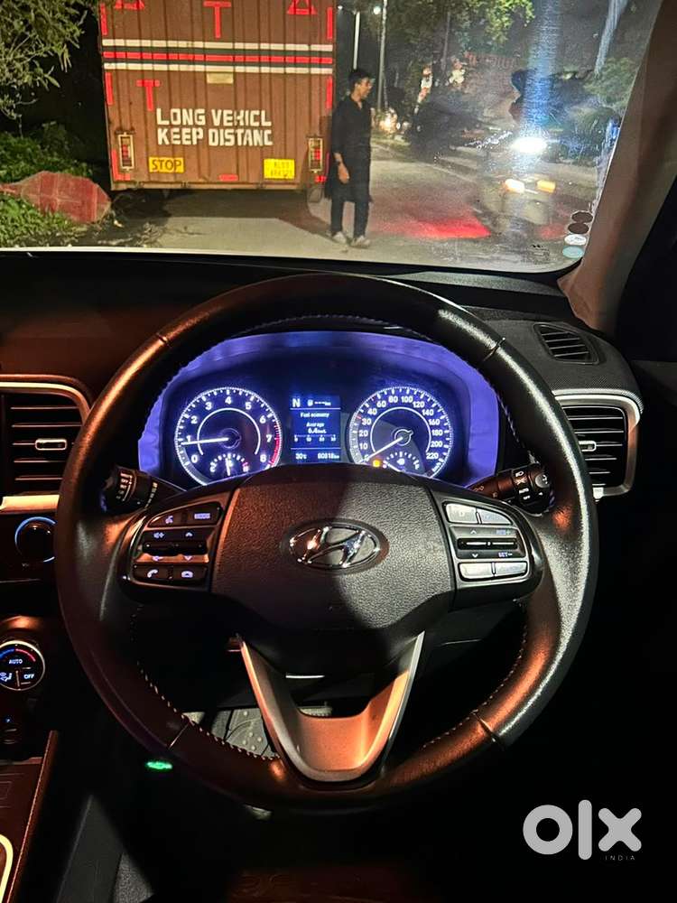Hyundai Venue Turbo 2020