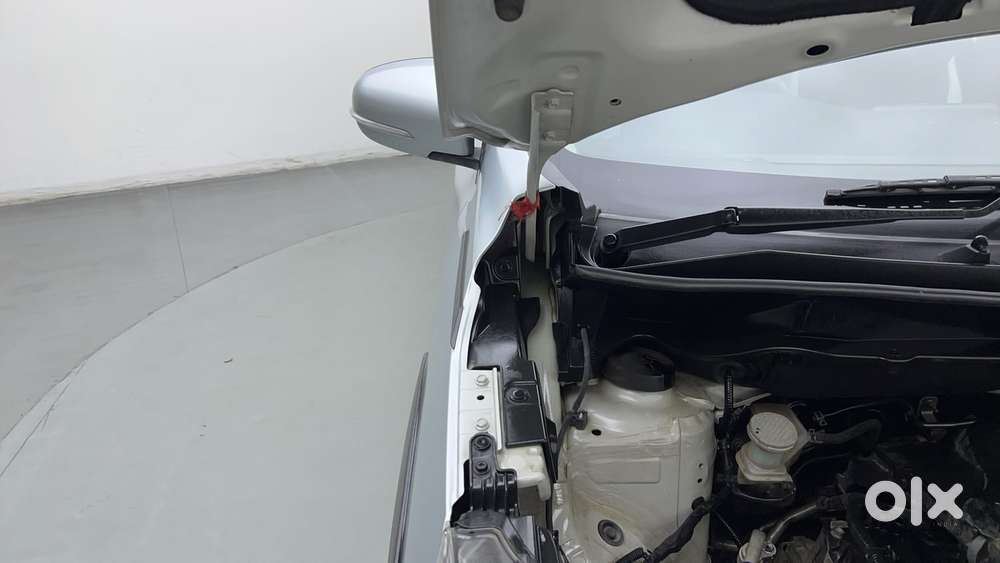 Maruti Suzuki Xl6 1.5 Zeta Mt, 2024, Petrol