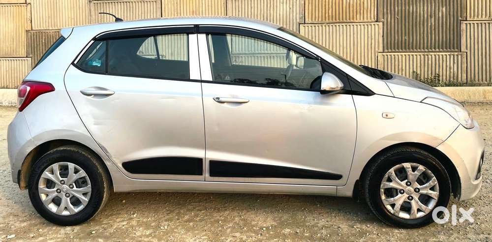 Hyundai Grand I10 Magna O At Petrol, 2015, Petrol