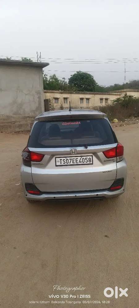 Honda Mobilio 2014 Diesel 240000 Km Driven