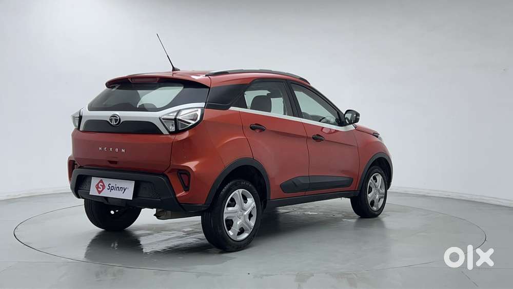 Tata Nexon 1.2 Revotron Xma Amt (s), 2022, Petrol