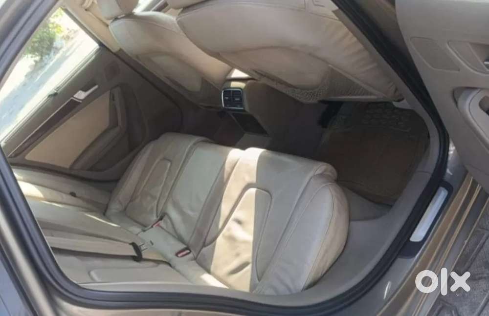 Audi A4, 2010, Petrol