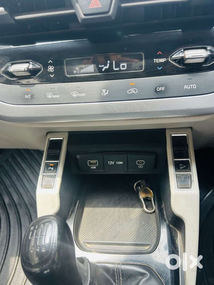 Kia Carens Prestige Plus Diesel, 2022, Diesel
