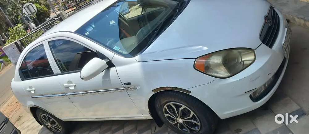 Hyundai Verna Xxi Petrol 2009