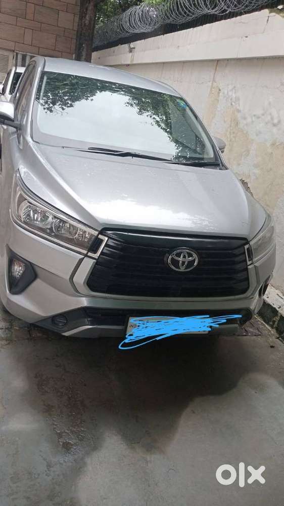 Toyota Innova Crysta Touring Sport 2.7 Mt, 2022, Petrol