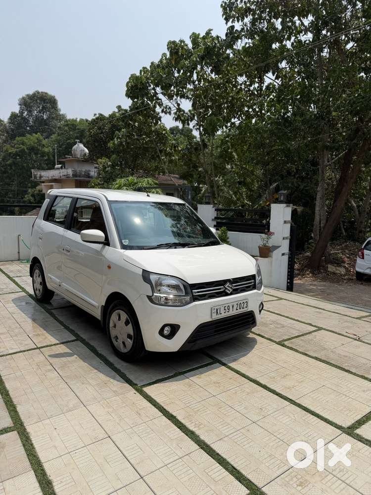 Maruti Suzuki Wagon R Zxi Automatic, 2022, Petrol