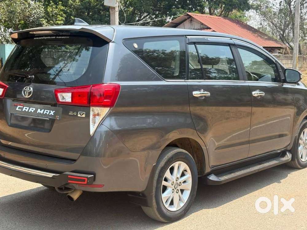 Toyota Innova Crysta 2.4 V, 2017, Diesel