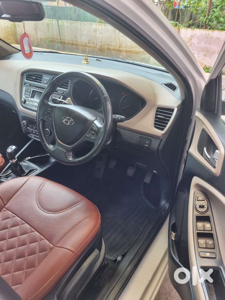 Hyundai I20 Spotz 2015