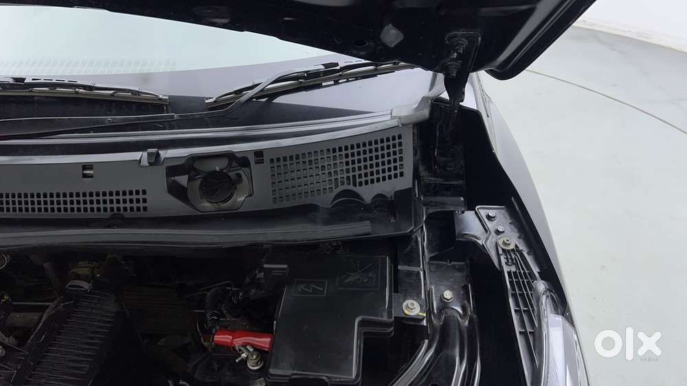 Nissan Magnite 1.0 Xv, 2023, Petrol