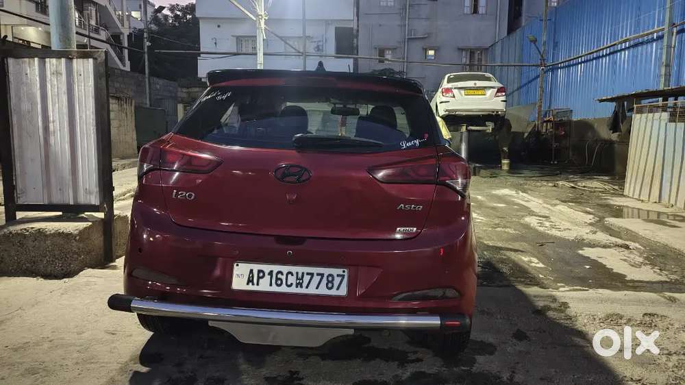 Hyundai Elite I20 Diesel Manual 2014 Car Installed Jbl Subwoofer