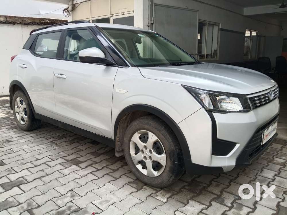 Mahindra Xuv300 W6, 2022, Petrol