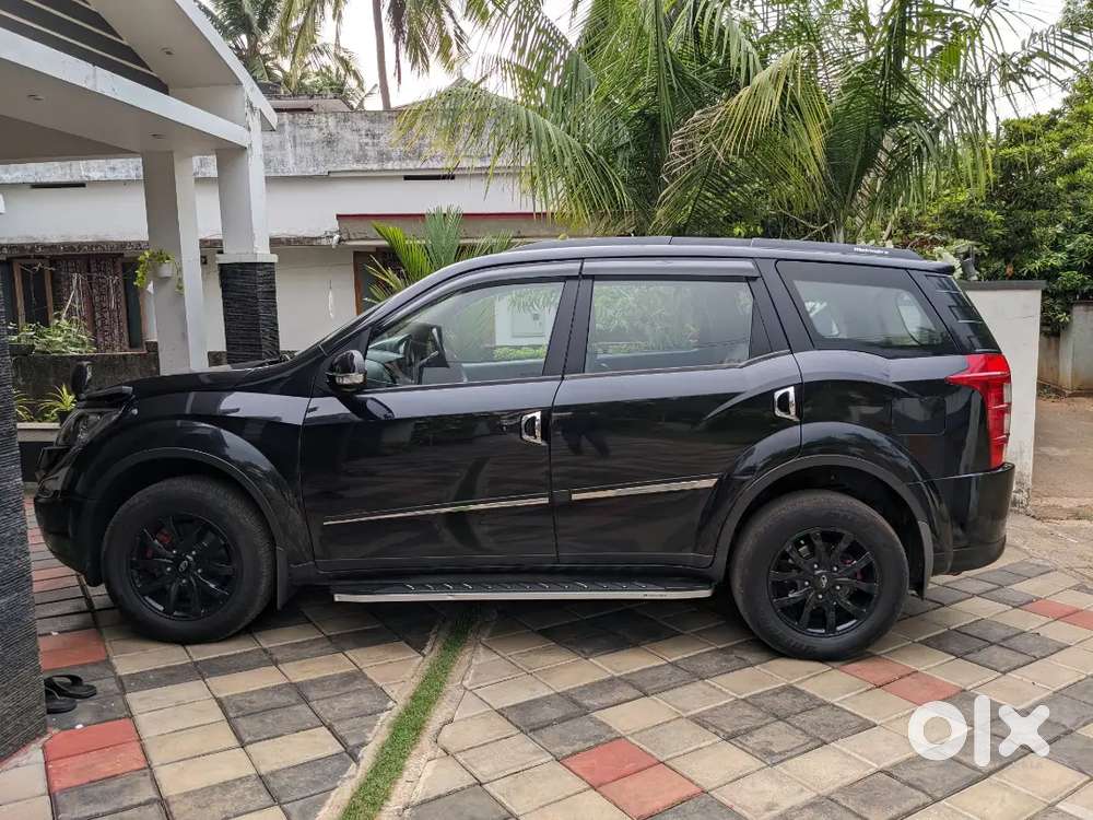 Mahindra Xuv500 2015 Diesel 87000 Km Driven Well Maintained