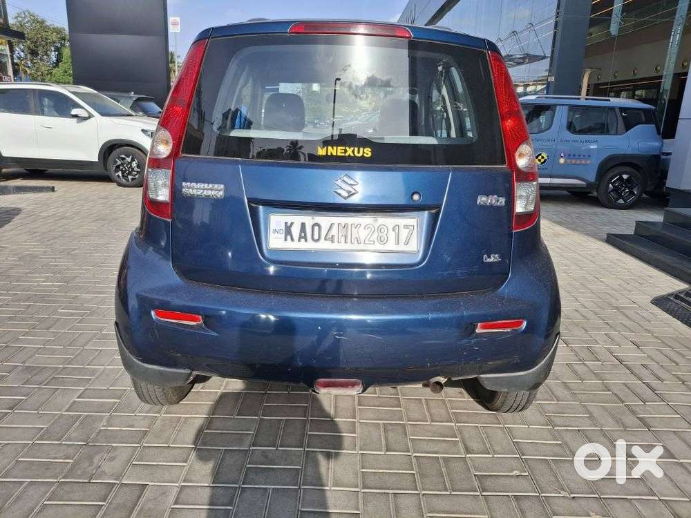 Maruti Suzuki Ritz Lxi, 2012, Petrol