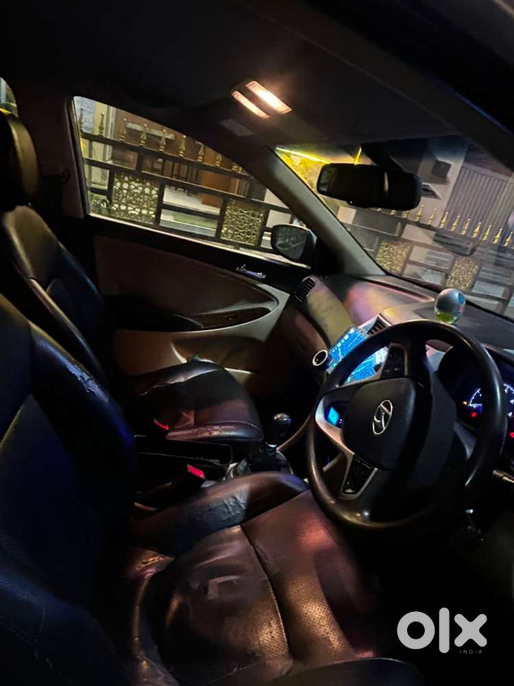 Hyundai Fluidic Verna 2012