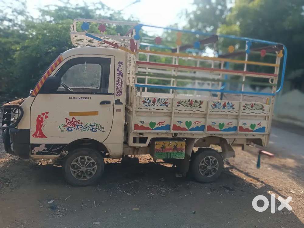 Mahindra Maxx 2016 Diesel 100000 Km Driven