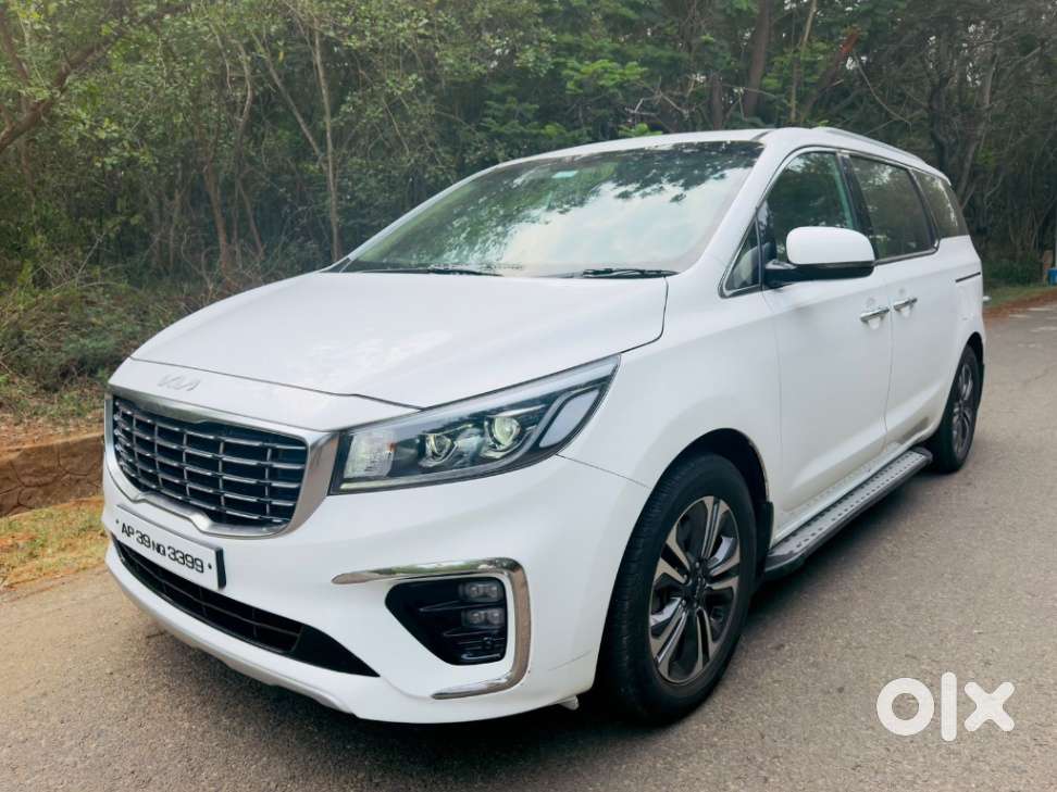 Kia Carnival Limousine Plus 7 Str, 2022, Diesel