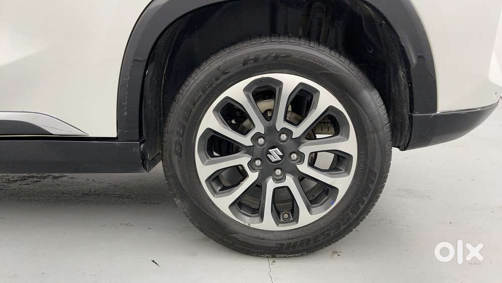 Maruti Suzuki Grand Vitara 1.5 Alpha Plus Intelligent Hybrid Ecvt, 2..