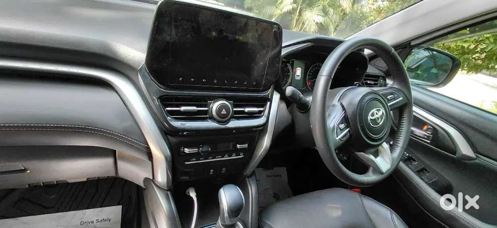 Toyota Urban Cruiser Hyryder 2024 Petrol Well Maintained