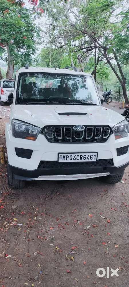 Mahindra Scorpio 2016
