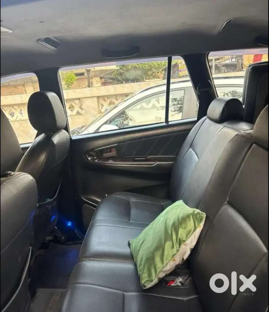 Toyota Innova 2015 Diesel Well Maintained