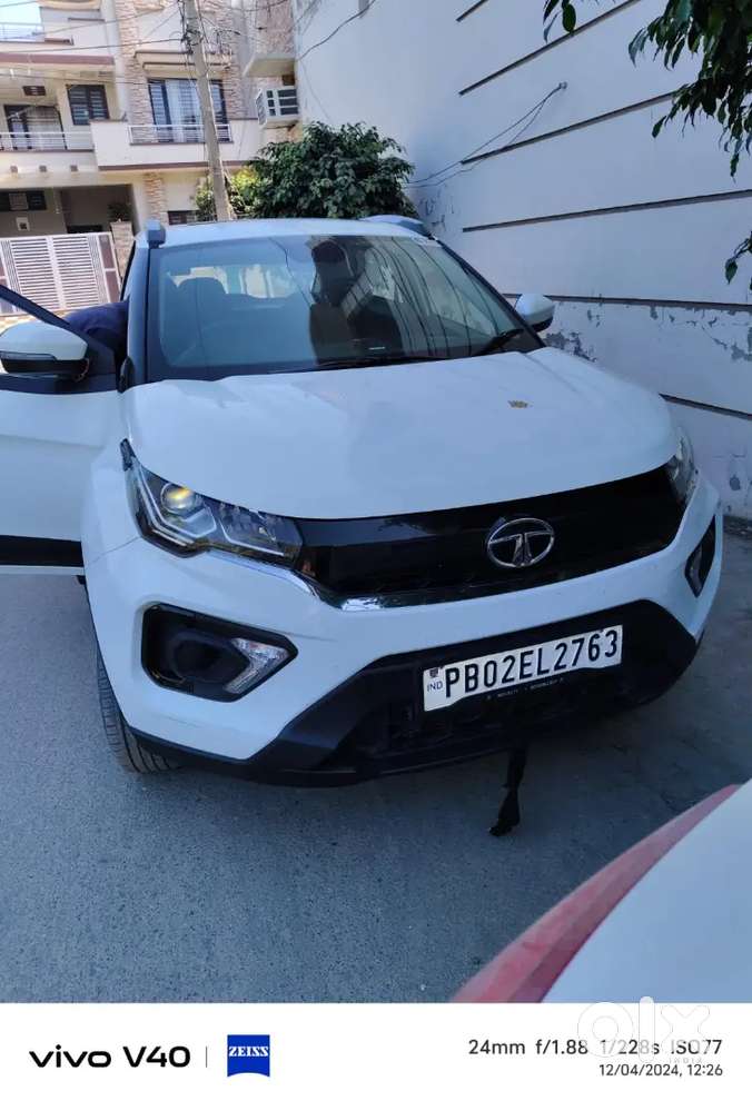 Tata Nexon 2022 Diesel Well Maintained, With Sanroof,