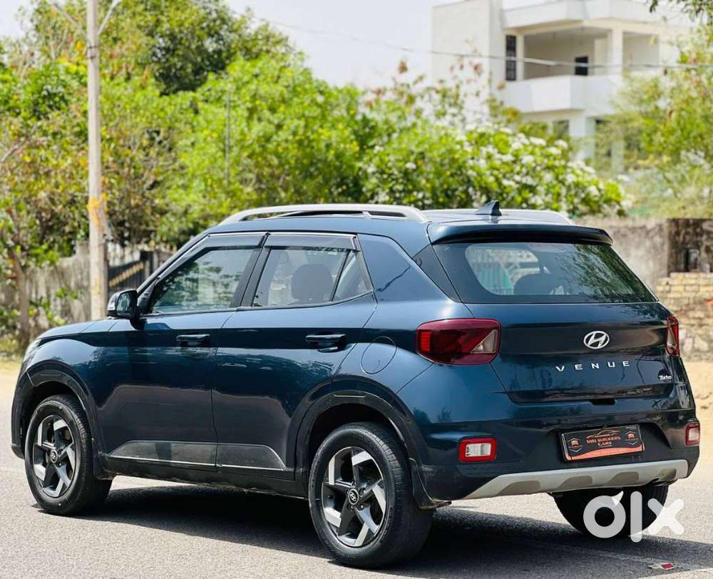Hyundai Venue S Turbo Dct, 2020, Petrol
