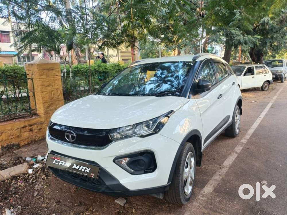 Tata Nexon 1.5 Revotorq Xm (s), 2022, Diesel
