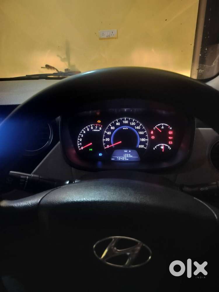 Hyundai Grand I10 2016 Petrol Well Maintained