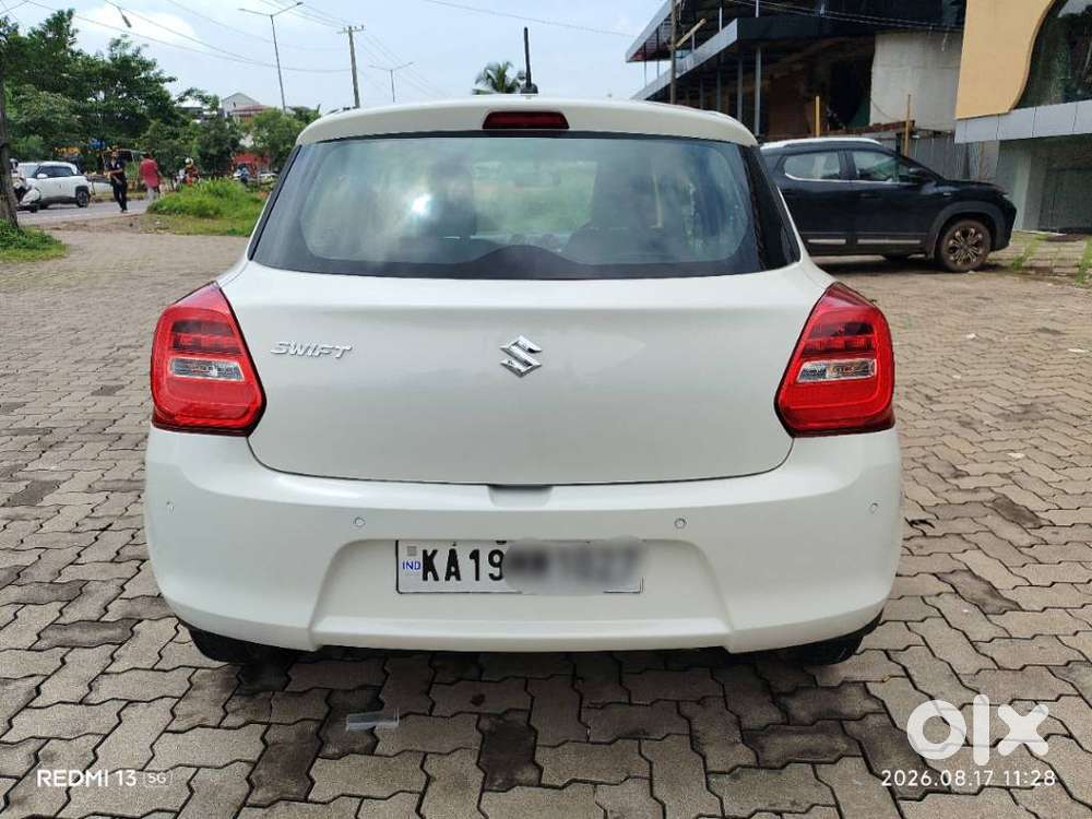 Maruti Suzuki Swift Vxi Abs Bsiv, 2021, Petrol