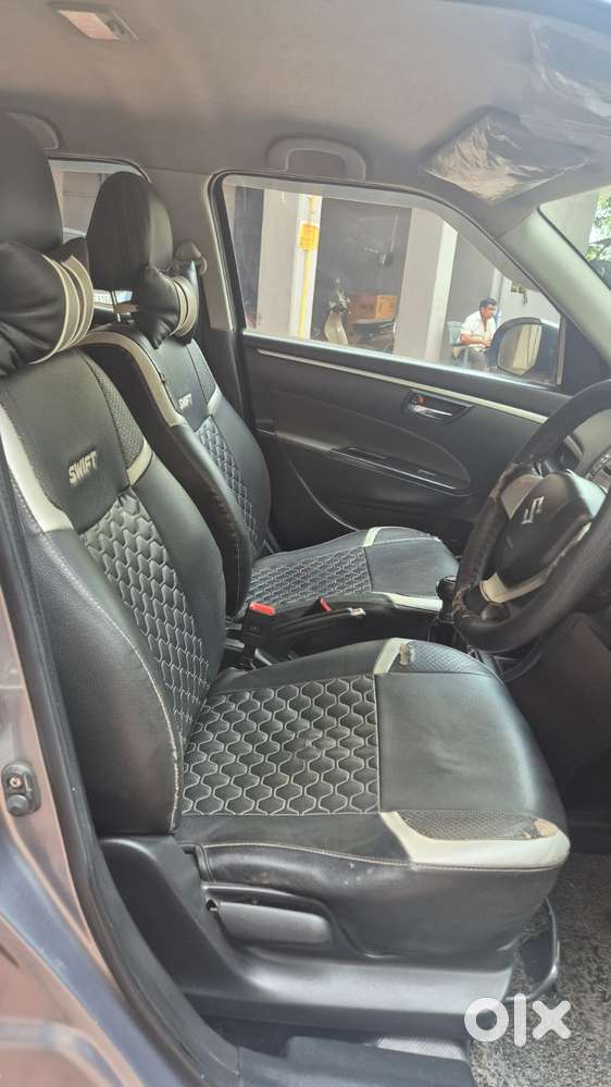 Maruti Suzuki Swift Vxi + Manual, 2017, Petrol