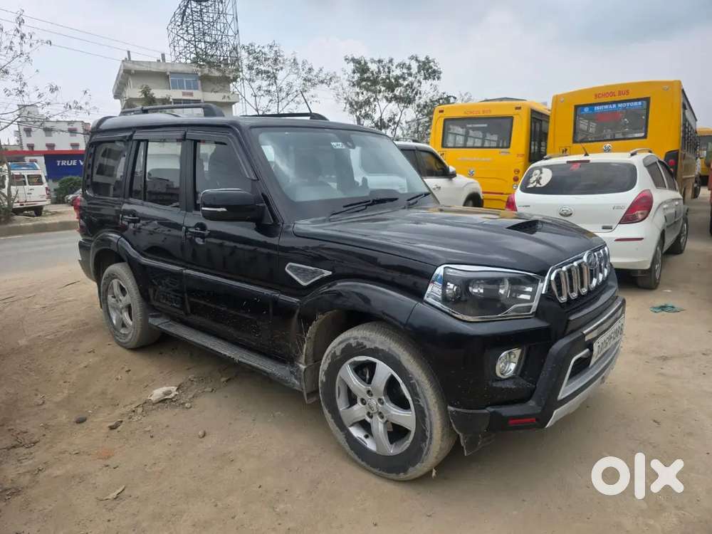 Mahindra Scorpio Classic 2021