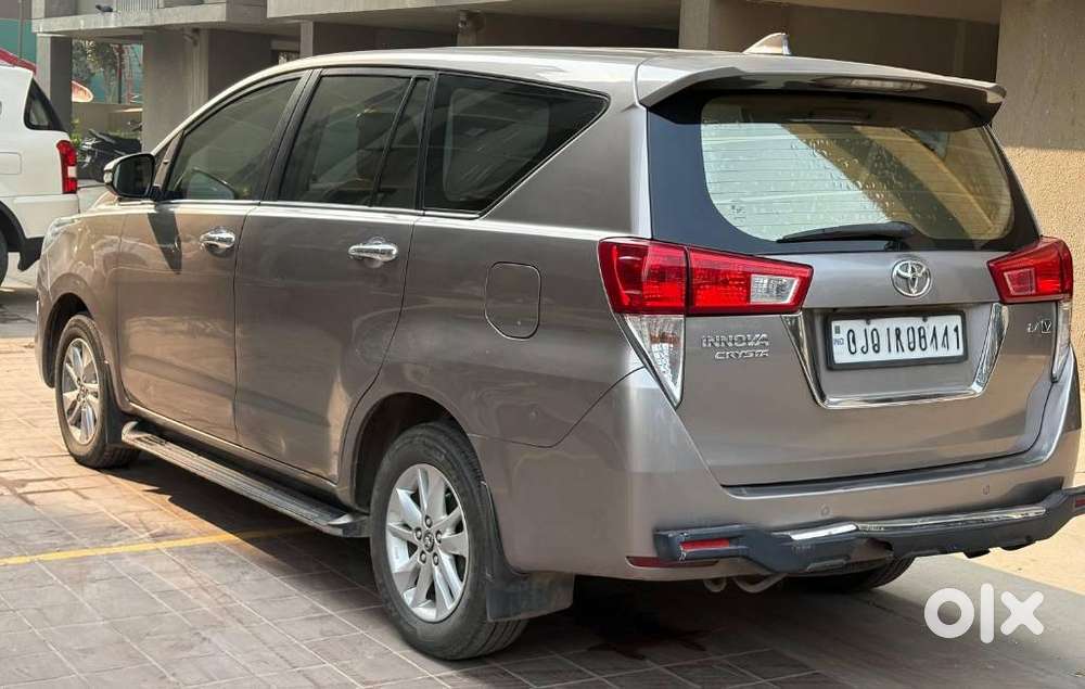 Toyota Innova Crysta