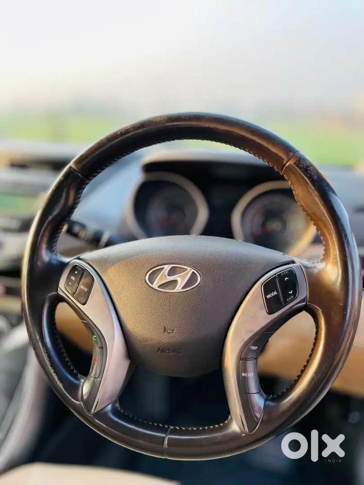 Hyundai Elantra 2013 Manual Petrol