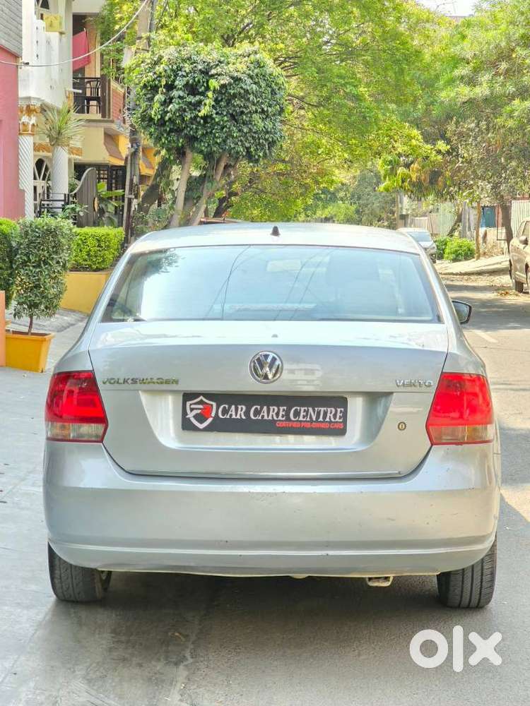 Volkswagen Vento 2010-2013 Petrol Highline, 2011, Petrol