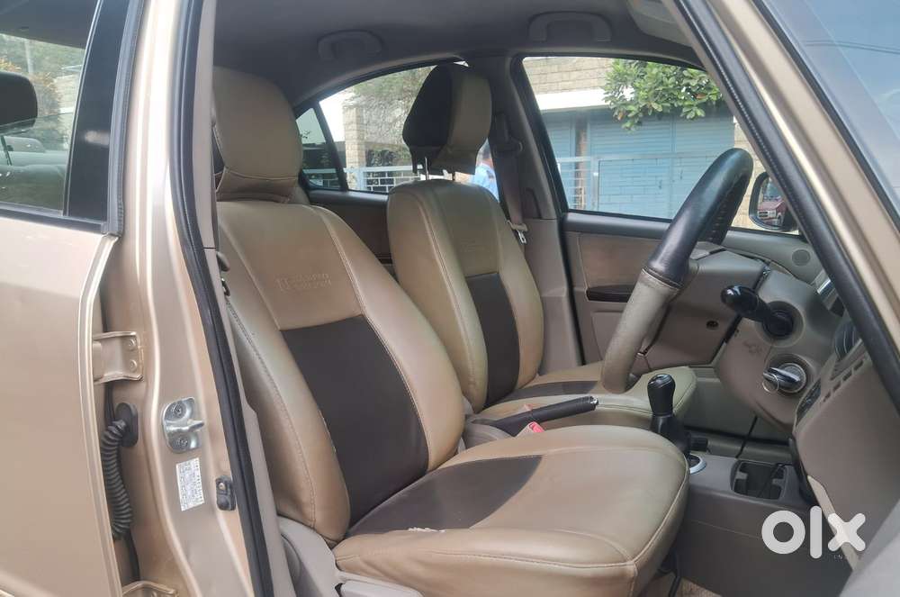 Maruti Suzuki Sx4 Zxi, 2010, Petrol