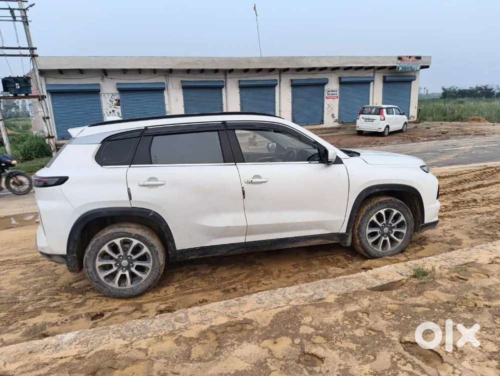 Maruti Suzuki Vitara Hybrid 2025 Manual 40000 Km Driven, Hr 52 Rto