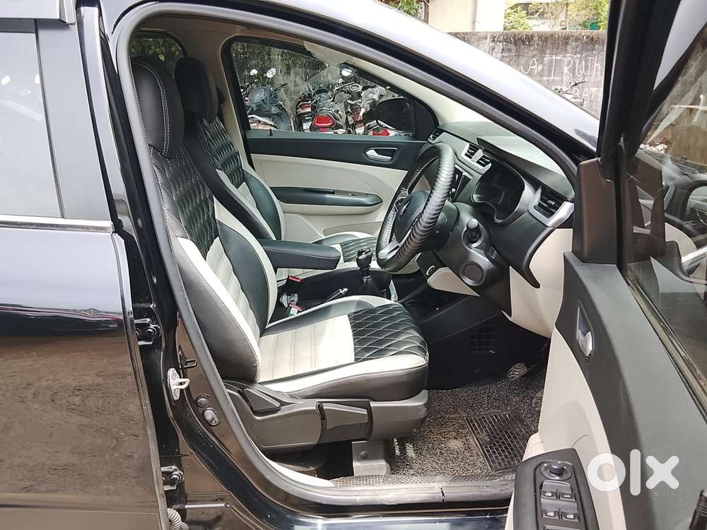 Renault Triber Rxz, 2024, Petrol