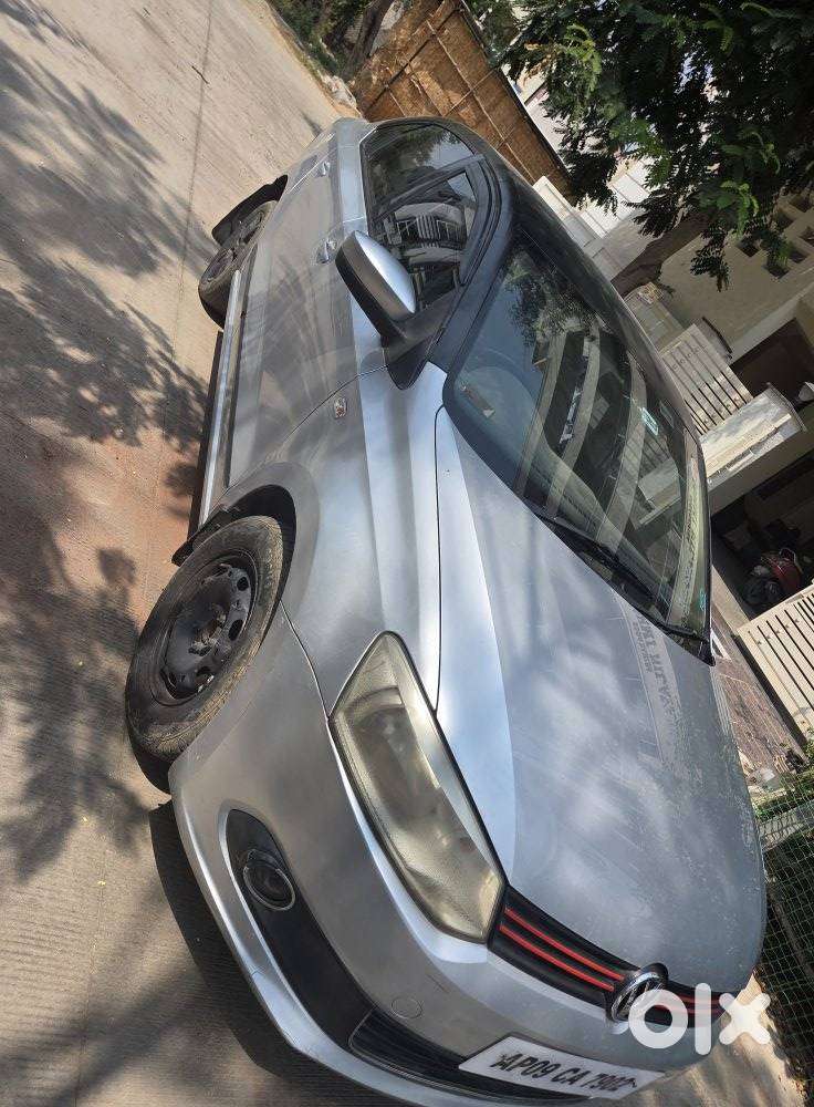 Volkswagen Vento 1.2 Tsi Highline Plus At, 2012, Petrol