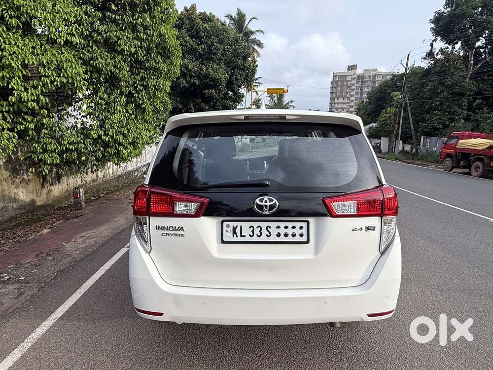 Toyota Innova Crysta [2020-ongoing] 2.4 Gx 7 Str, 2020, Diesel