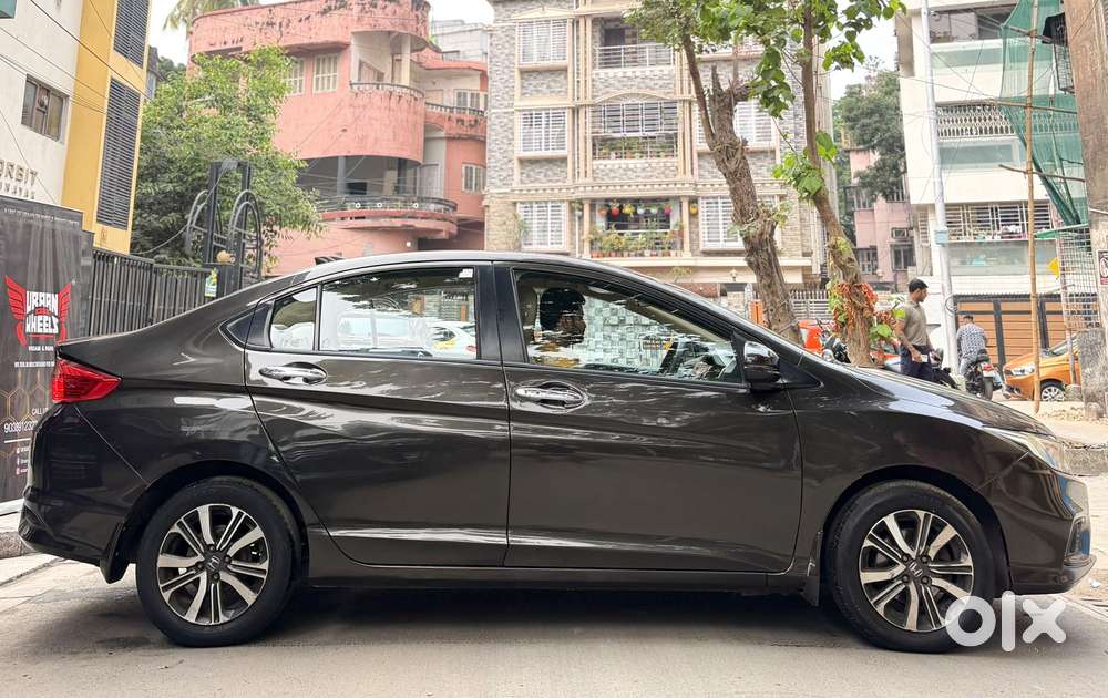Honda City 1.5 V 4th Gen I-vtec Mt, 2017, Petrol